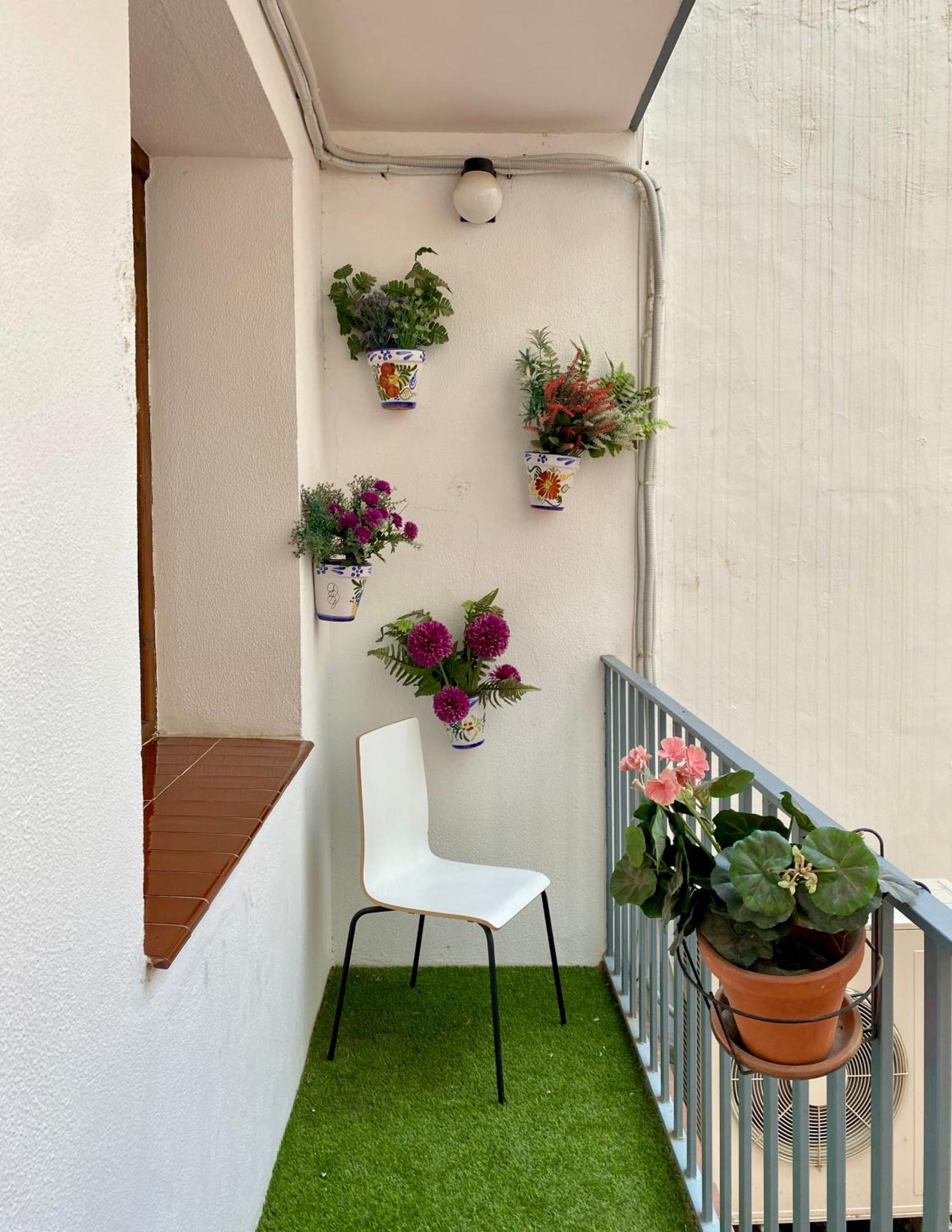 Vtz El Balcon De Rey Alfonso I Apartment Zaragoza Exterior foto